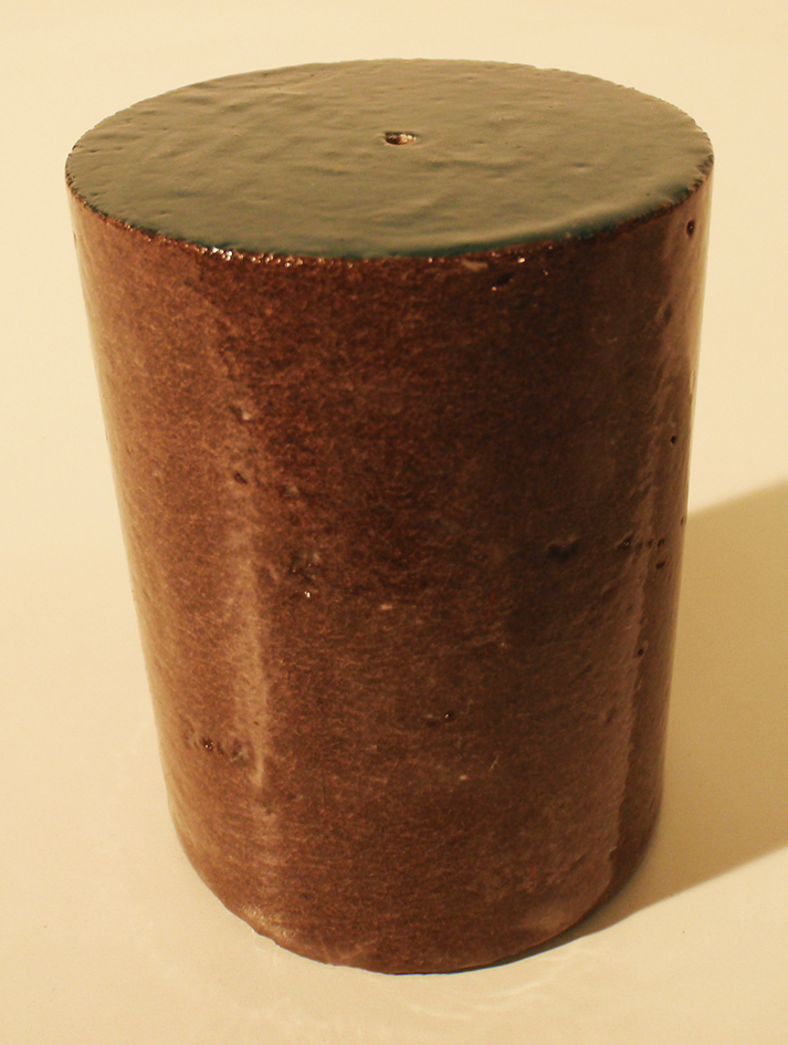 cylindre en lave �maill�e